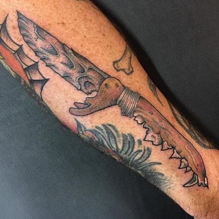 Tattoos - Jaw Bone Dagger - 129027