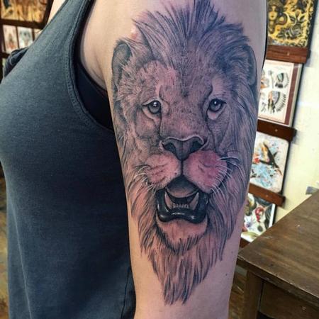 Adam Lauricella - Black and Grey Lion Portrait