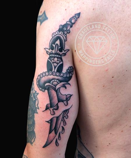 Tattoos - Black Dagger Tattoo - 104668