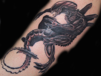 Tattoos alien black and grey aliens
