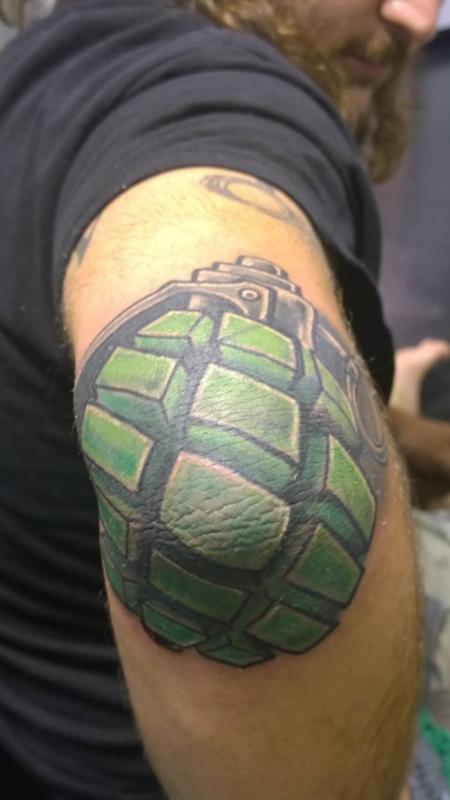 Tattoos - Grenade - 105010