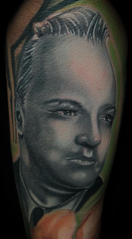 Mike Demasi - The Color Gray portrait Tattoo Mike DeMasi Art Junkies Tattoo 