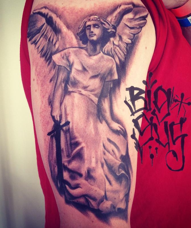 black and grey angel tattoo big gus art junkies tattoo by black and grey angel tattoo big gus art junkies tattoo by