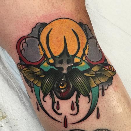Gary Dunn - Traditional color horned beetle tattoo, Gary Dunn Art Junkies Tattoo 