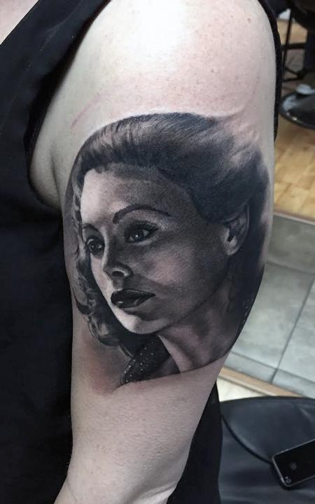 Ryan Mullins - Realistic black and gray portrait. Ryan Mullins Art Junkies Tattoo 