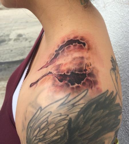 Mike Riedl - Realistic zombie bite tattoo, Mike Riedl Art Junkies Tattoo