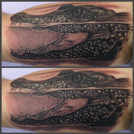 Scott Grosjean - Realistic black and gray alligator tattoo, Scott Grosjean Art Junkies Tattoo