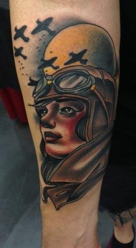 Gary Dunn - Color traditonal female pilot tattoo, Gary Dunn Art Junkies Tattoo