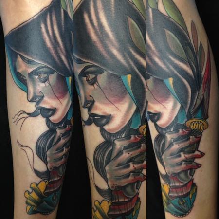 Gary Dunn - traditional color portrait of girl with dagger tattoo, Gary Dunn Art Junkies tattoos