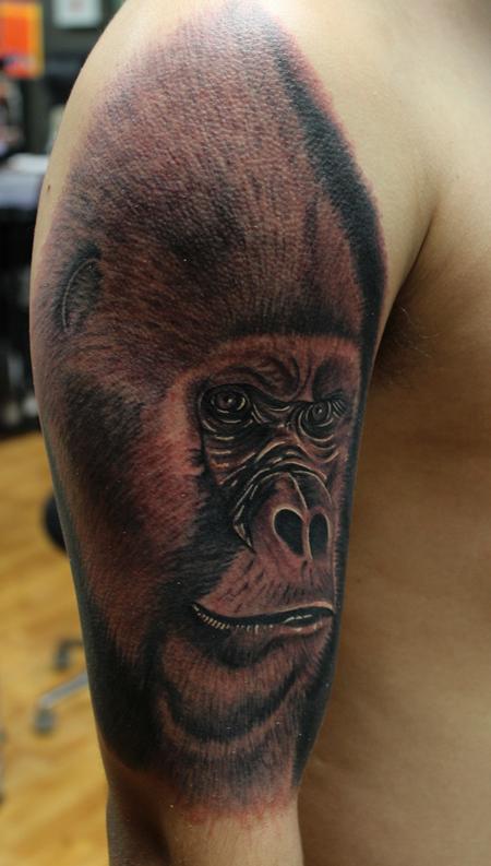 Scott Grosjean - realistic black and gray portrait of gorilla tattoo, Scott Grosjean Art Junkies Tattoo