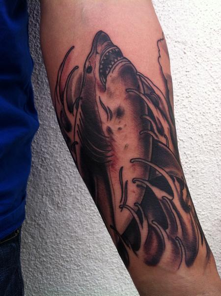 Mike Riedl - Traditional black and gray shark with waves tattoo, Mike Riedl Art Junkies Tattoo