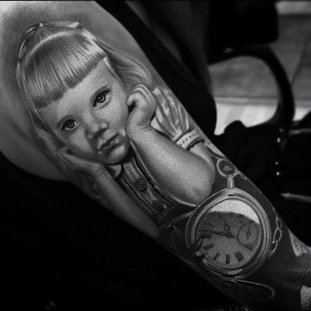 Brent Olson - Realistic color portrait of little girl and pocket watch tattoo, Brent Olson Art Junkies Tattoo 