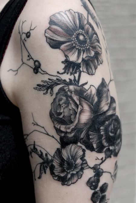 Aubrey Mennella - poppy blackworks vintage floral tattoo