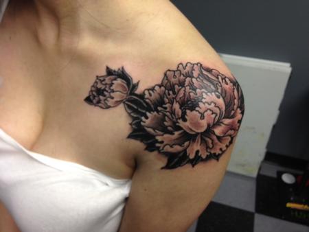 Tattoos - Shoulder Flowers - 95068