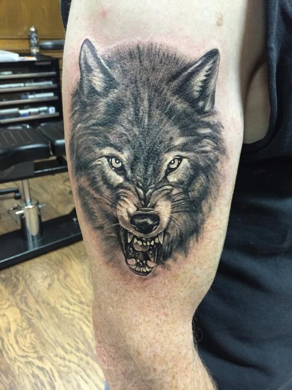 black and gray wolf tattoo by capone tattoos black and gray wolf tattoo by capone tattoos
