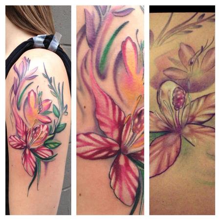 Painted Soul Tattoo : Tattoos : Daniel Adamczyk : Lily tattoo with vines Painted Soul Tattoo : Tattoos : Daniel Adamczyk : Lily tattoo with vines