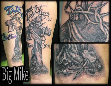 Big Mike - Wooden Cross w/Freehand Script