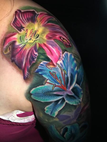 Misty Locket - color flower tattoo