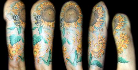 Angela Leaf - Color sunflowers tattoo