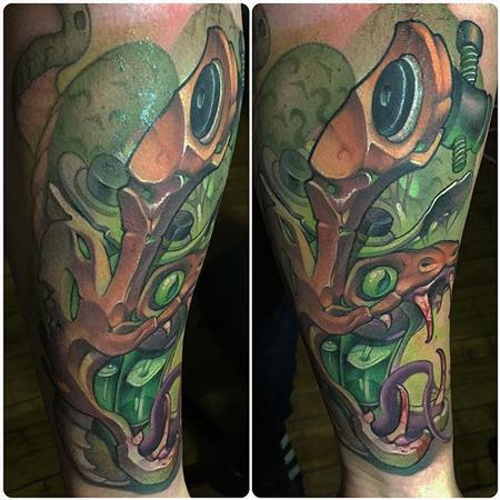 Victor Chil - Snake tattoo machine tattoo