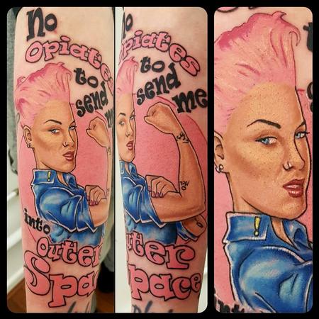 Tattoos - The singer PINK - 131563