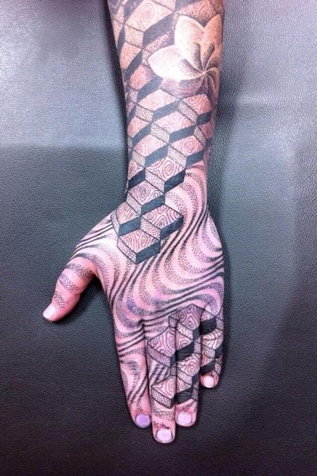 Tattoos - trippy hand - 99970