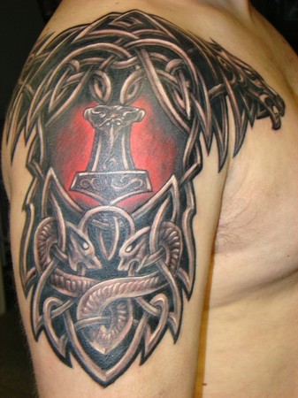 Daniel Thors hammer celtic tattoo