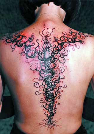 Tattoos   Guy Aitchison. Vine on Spine. Now viewing image 46 of 100 previous