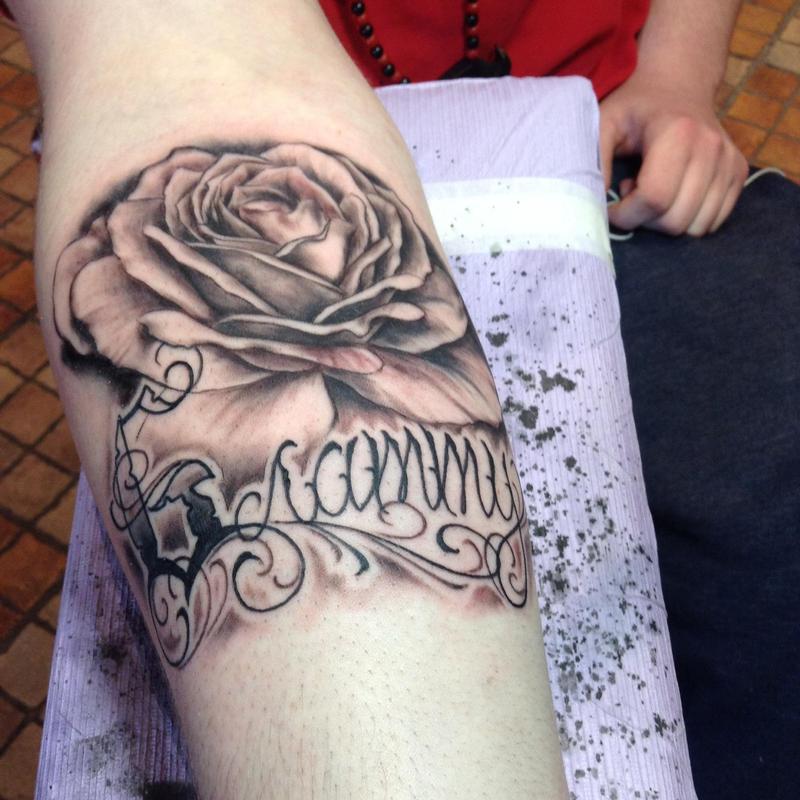 memorial rose tattoo by jordan campbell tattoonow memorial rose tattoo by jordan campbell tattoonow