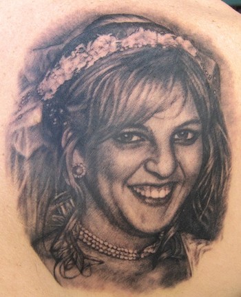 Tattoos - Pepper - Wedding day portrait