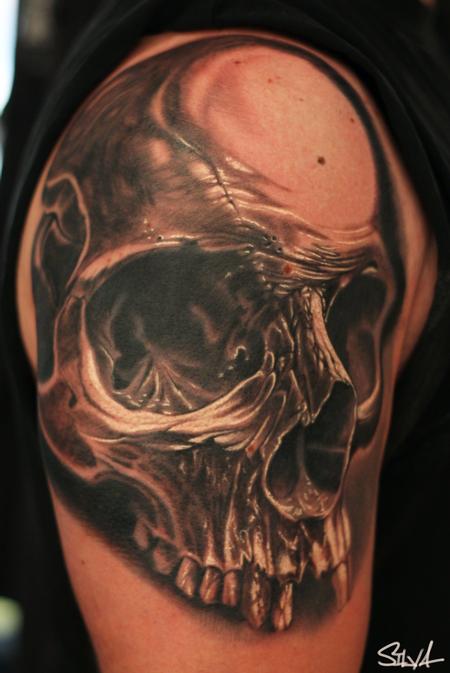 Marvin Silva - Custom Skull Tattoo