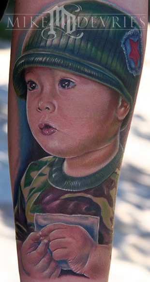 Mike DeVries - Son Portrait