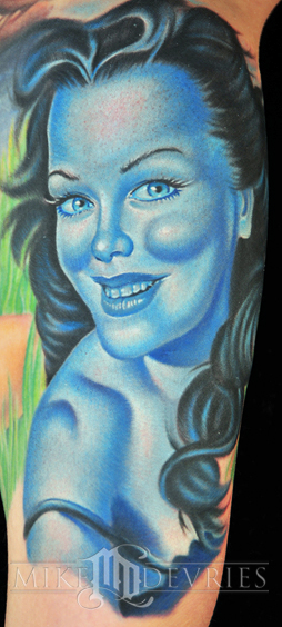 Mike DeVries - Mono Pin-up