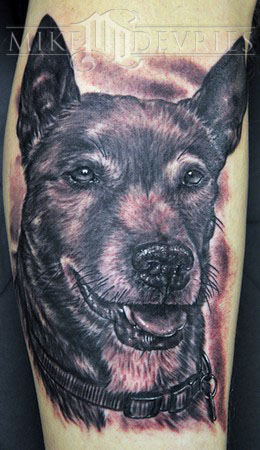 Mike DeVries - Dog blk n gry