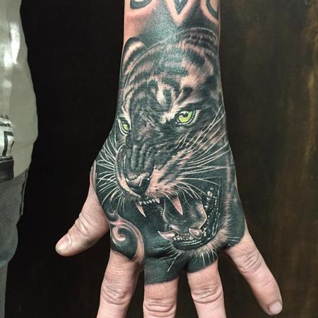 Tattoos - Tiger Black and grey / Hand - 132557