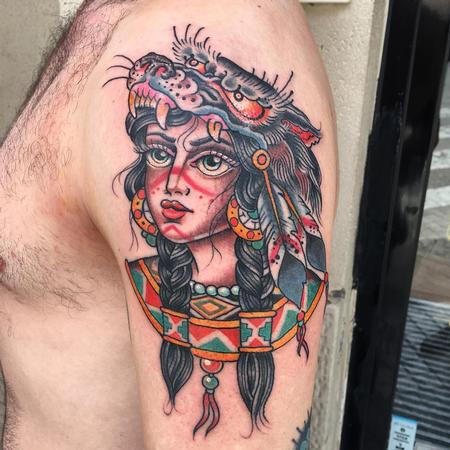 Tattoos - India con lobo tradi - 133441