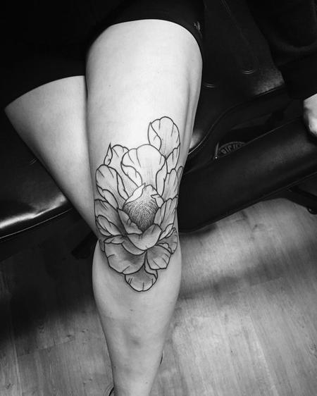 peony knee tattoo Design Thumbnail