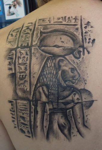 Jamie Cross - Egyptian carving