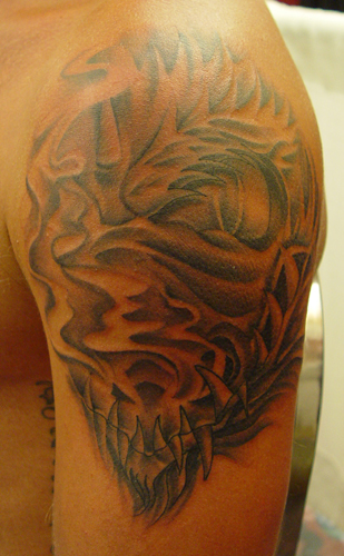 Tattoos - Blackwork tattoos - dang ol dragon