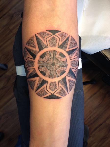 Tattoos - Geometric round dotwork - 93360