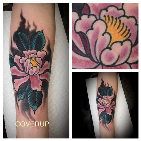 Tattoos - Flower coverup - 128074