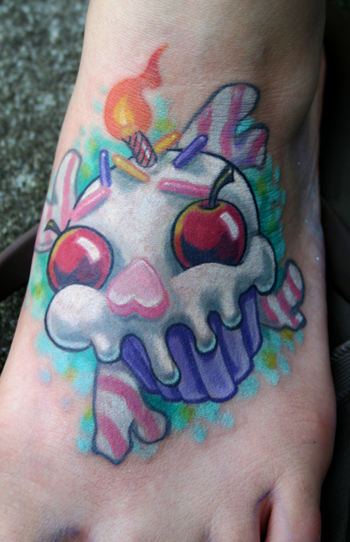 Tattoos - Femine tattoos - crazy cupcake