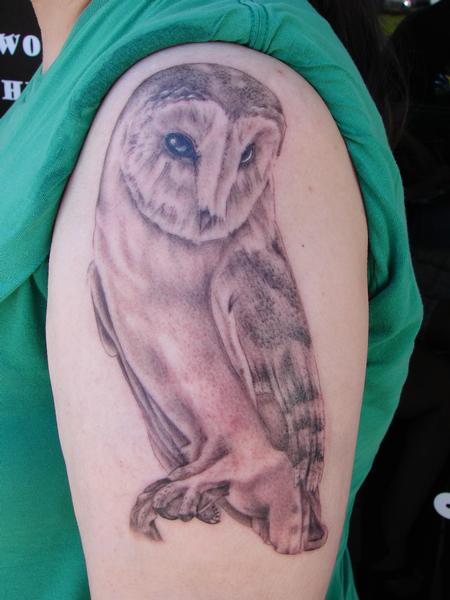 realistic owl by mario sanchez Tattoo Design Thumbnail