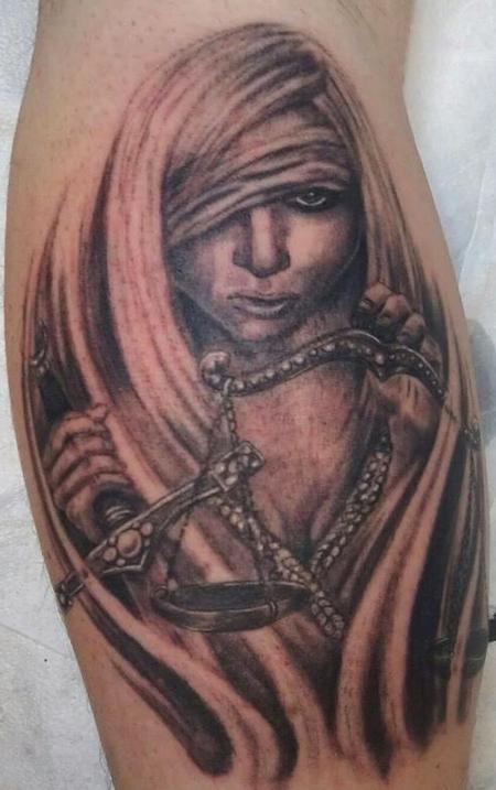 not so blind justice by jeff raiano tattoonow not so blind justice by jeff raiano tattoonow