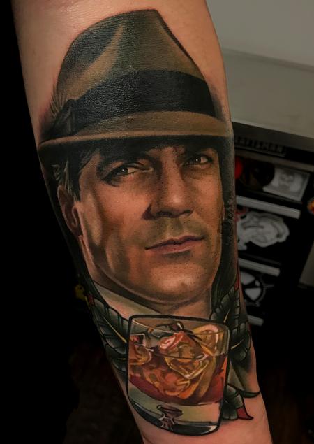 Tattoos - Don Draper - 130799