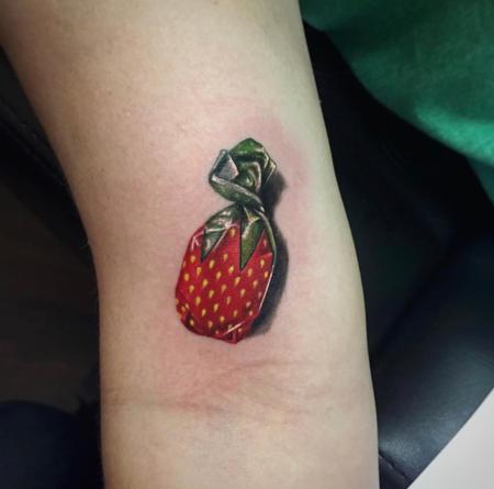 Tattoos - Realistic Strawberry Filled Hard Candy - 133477