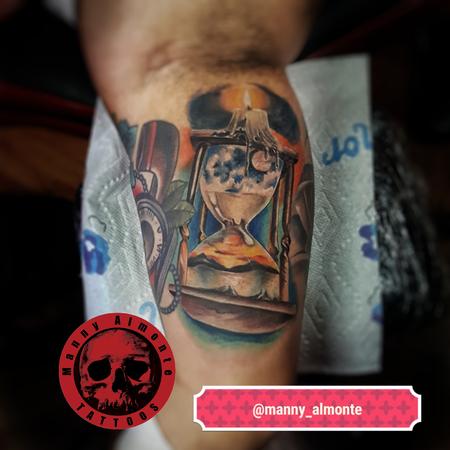 Tattoos - hourglass - 129643