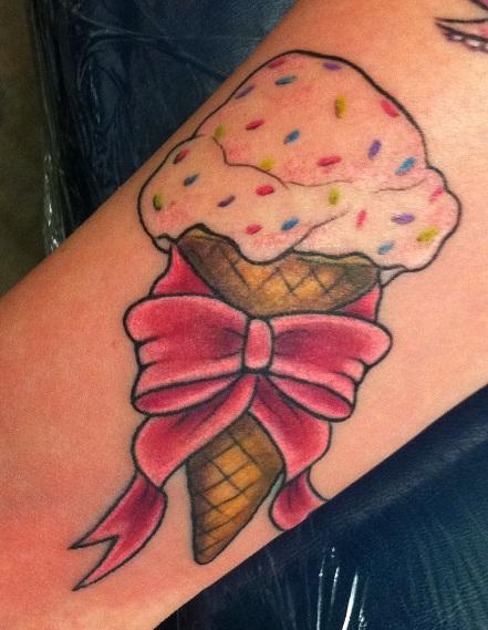 Gina - Icecream cone