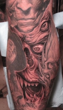 Shane ONeill - warped skull tattoo