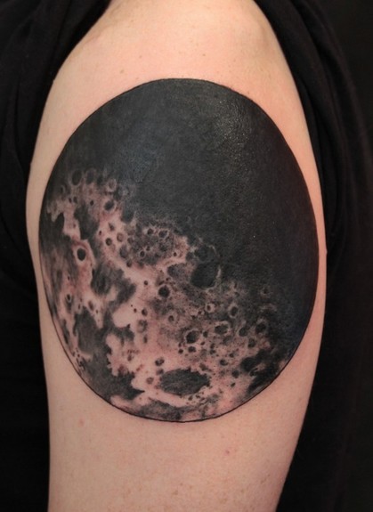 Фото и значение татуировки Луна. Тату Луна. Moon2
